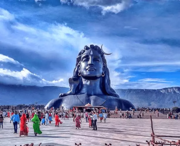 Nagendraharaya Trilochanaya Bhasmangaragai Maheshwaraya Nityaya Shuddhay Digambaraya Tasmai Na Karai Namah Shivaya 1